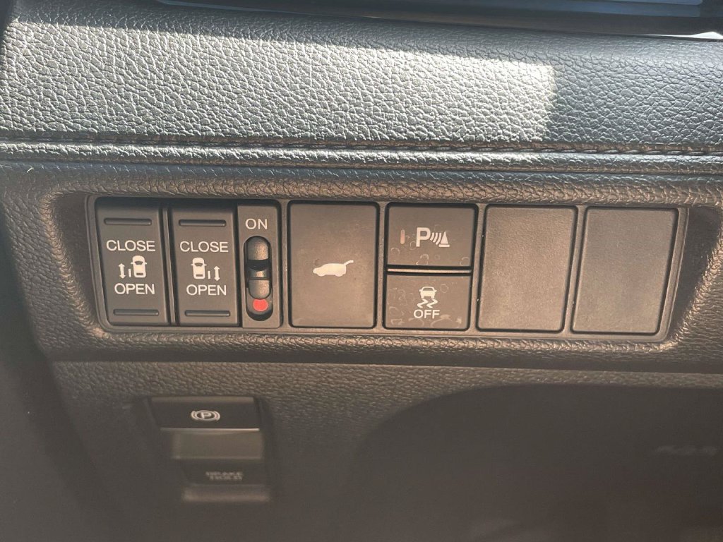 Used 2025 Honda Odyssey Touring image 27