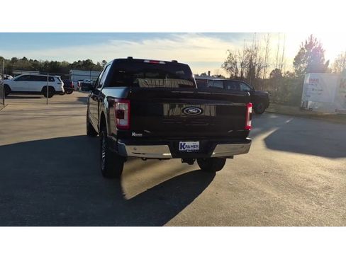 Used 2022 Ford F150 Lariat w/ Trailer Tow Package image 7