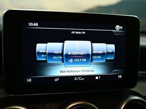 Used 2018 Mercedes-Benz GLC 300 4MATIC image 31