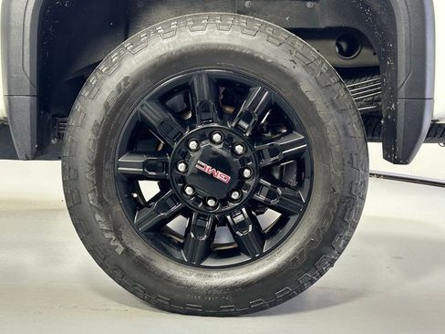 Used 2024 GMC Sierra 2500 AT4 w/ AT4 Premium Plus Package image 38