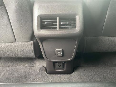 Used 2024 Chevrolet Equinox RS AWD/4WD image 15
