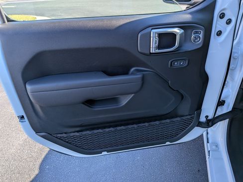 New 2026 Jeep Wrangler Unlimited Sport AWD/4WD image 10