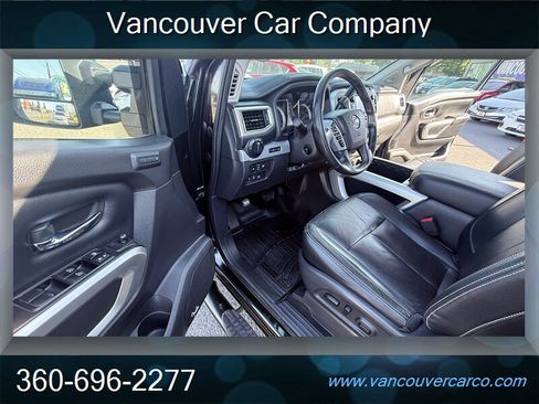 Used 2019 Nissan Titan PRO-4X w/ Pro-4x Convenience Package AWD/4WD image 13