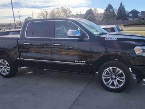 Used 2022 RAM 1500 Limited w/ Body Color Bumper Group image 3