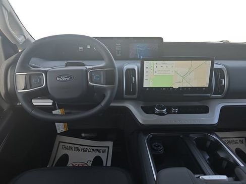 Used 2026 Ford Expedition Max Active AWD/4WD image 12