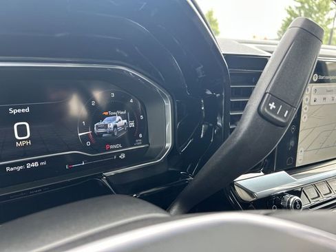 New 2025 GMC Sierra 2500 SLE w/ SLE Value Package; image 33