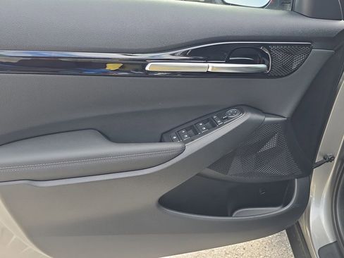 New 2026 Kia Seltos S FWD image 17