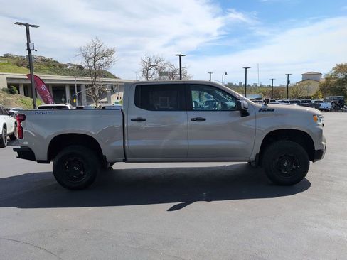Used 2023 Chevrolet Silverado 1500 LT Trail Boss w/ Protection Package AWD/4WD image 4