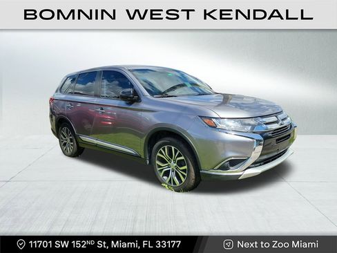 Used 2018 Mitsubishi Outlander ES image 1