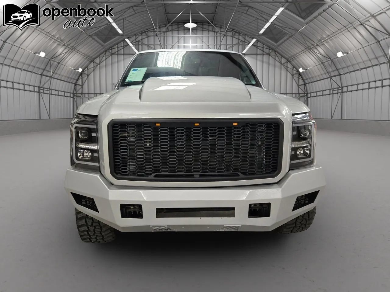 Used 2016 Ford F250 Platinum w/ FX4 Off-Road Package AWD/4WD image 2