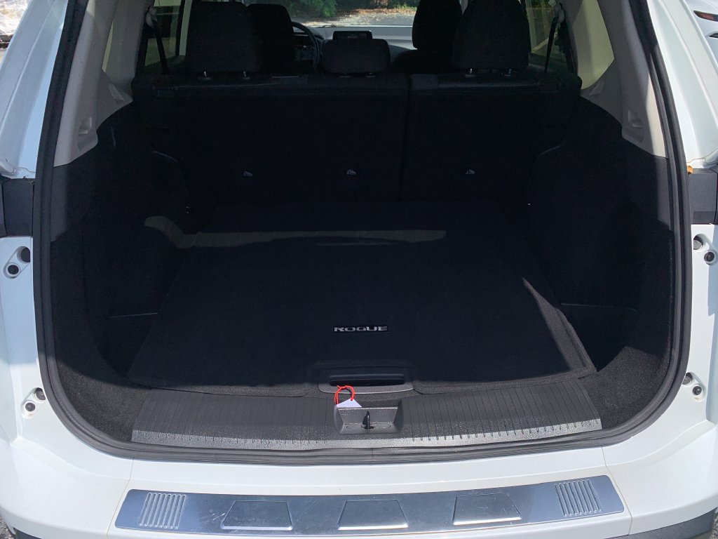 Certified 2025 Nissan Rogue SV FWD image 27