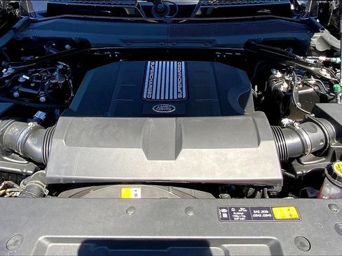 New 2025 Land Rover Defender 110 V8 image 12