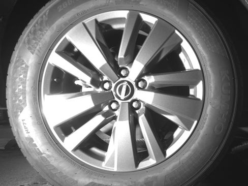 Used 2025 Nissan Pathfinder SV FWD image 15
