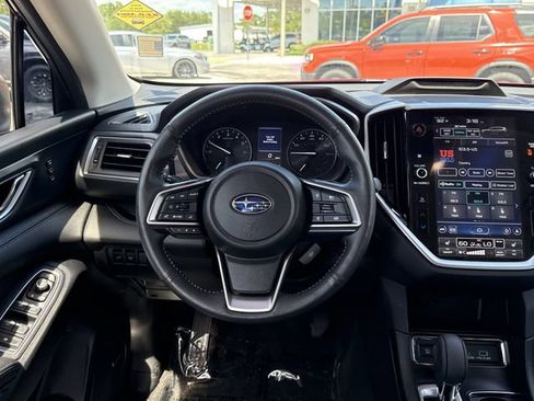 Used 2025 Subaru Ascent Limited w/ Popular Package #2 AWD/4WD image 21