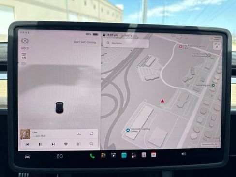 Used 2022 Tesla Model Y Long Range AWD/4WD image 9