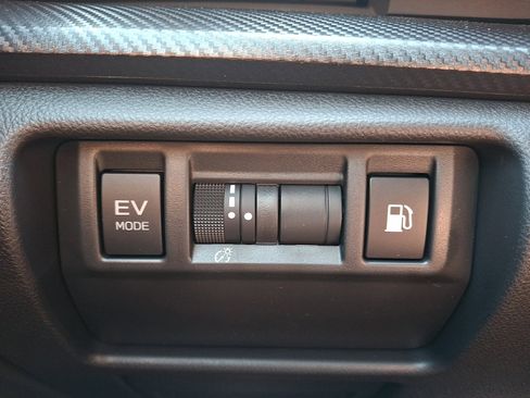 New 2026 Subaru Crosstrek 2.5i Limited AWD/4WD image 18