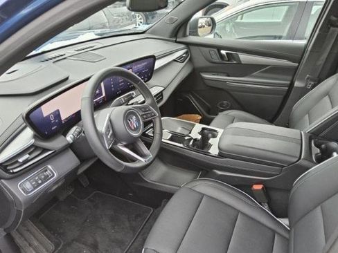 Used 2025 Buick Enclave Preferred image 7