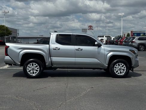 Used 2024 Toyota Tacoma SR5 image 7