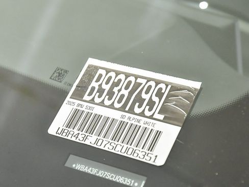 Used 2025 BMW 530i image 31