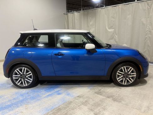 Used 2026 MINI Cooper S FWD image 14