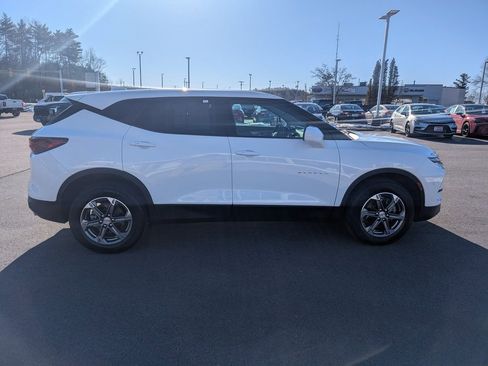 Used 2023 Chevrolet Blazer LT image 7