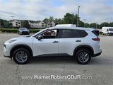 Used 2024 Nissan Rogue S image 4