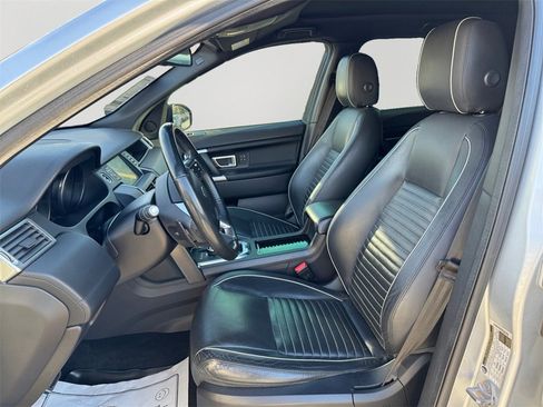 Used 2017 Land Rover Discovery Sport HSE image 24