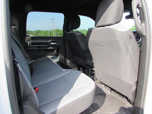Used 2024 RAM 3500 Big Horn AWD/4WD image 19