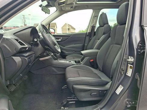 Used 2023 Subaru Forester Premium AWD/4WD image 14
