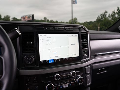 Used 2024 Ford F250 Platinum AWD/4WD image 37