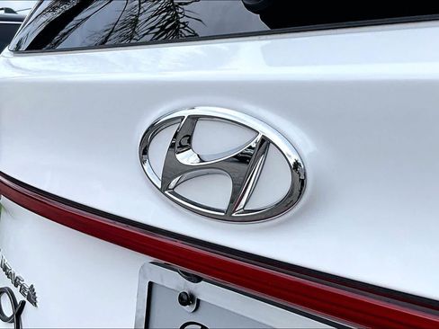 Used 2022 Hyundai Santa Fe SEL Premium AWD/4WD image 31