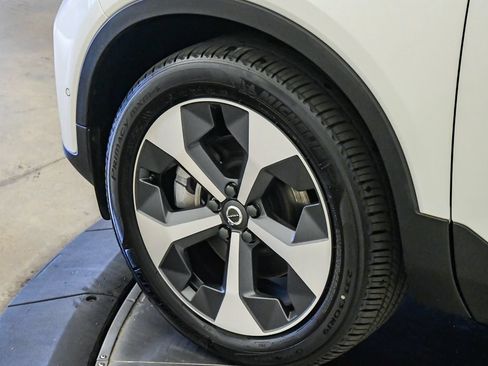 Certified 2026 Volvo XC40 B5 Plus w/ Protection Package Premier AWD/4WD image 10