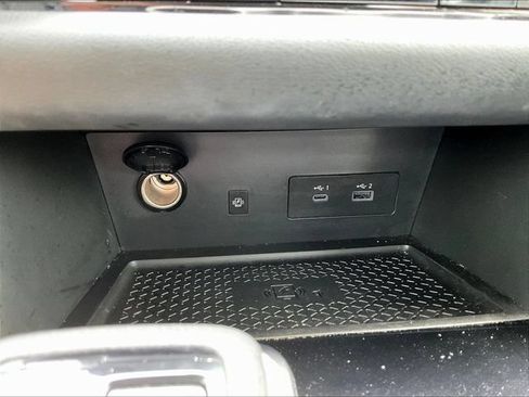 Used 2024 Nissan Pathfinder SL w/ SL Premium Package FWD image 18