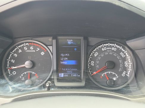 Used 2020 Toyota Tacoma SR AWD/4WD image 22