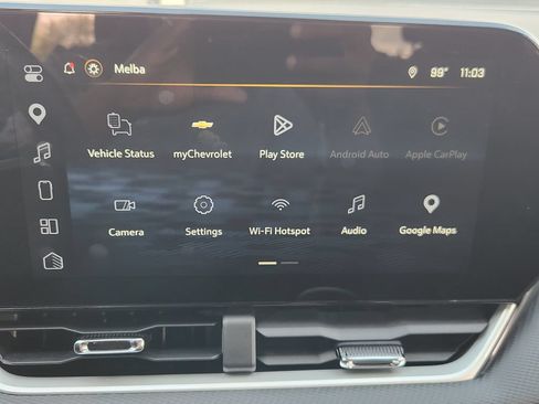 Used 2026 Chevrolet Equinox LT w/ Safety and Technology Package FWD image 12