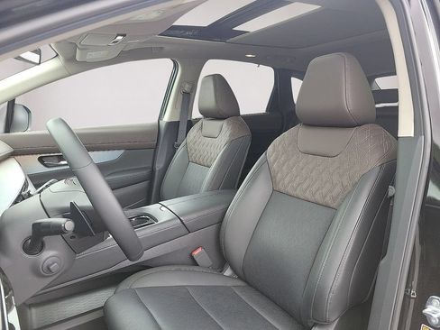 Used 2026 Nissan Murano Platinum w/ Cargo Package AWD/4WD image 11