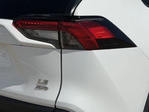 Used 2024 Toyota RAV4 LE image 7