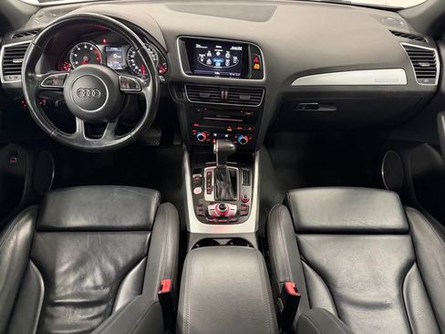 Used 2017 Audi Q5 2.0T Premium Plus w/ Technology Package image 16