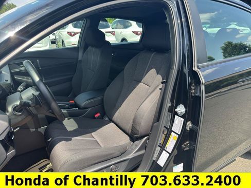 Used 2023 Honda Accord Sport image 25