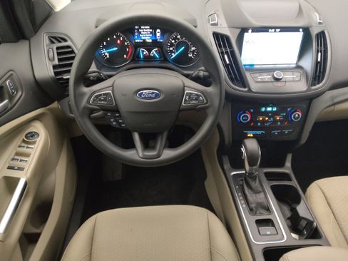 Used 2019 Ford Escape SE FWD image 22