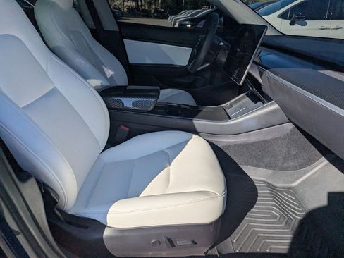 Used 2020 Tesla Model 3 Long Range image 10