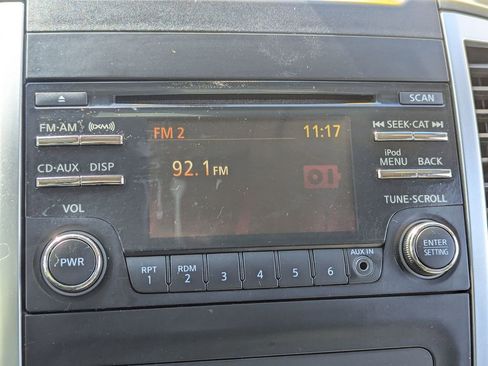 Used 2013 Nissan Frontier SV image 16