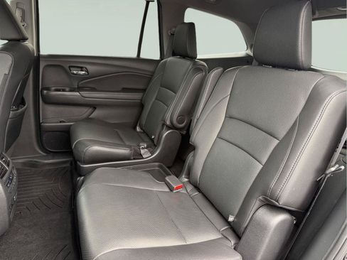 Used 2021 Honda Pilot Elite image 20