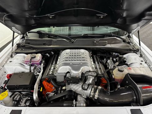 Used 2023 Dodge Challenger SRT Hellcat RWD image 8