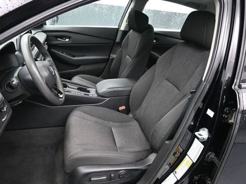 Used 2024 Honda Accord EX image 17