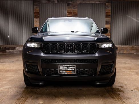 Used 2021 Jeep Grand Cherokee L Laredo AWD/4WD image 2