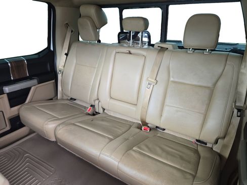 Used 2017 Ford F150 Lariat RWD image 23