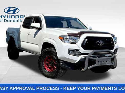 Used 2021 Toyota Tacoma SR AWD/4WD image 3