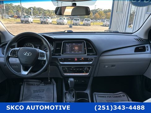 Used 2019 Hyundai Sonata SE image 15