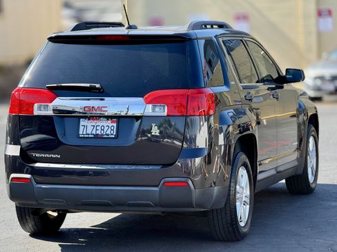 Used 2015 GMC Terrain SLT FWD image 8